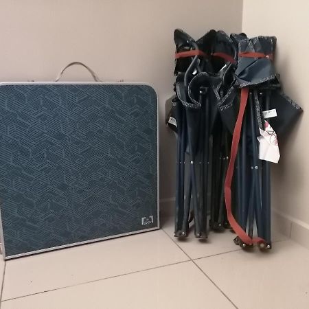 Faridz Homestay At Myra Saujana Kampong Simpang Empat Esterno foto